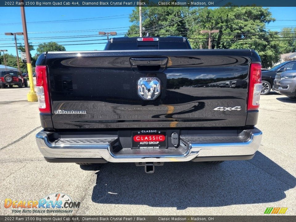 2022 Ram 1500 Big Horn Quad Cab 4x4 Diamond Black Crystal Pearl / Black Photo #10