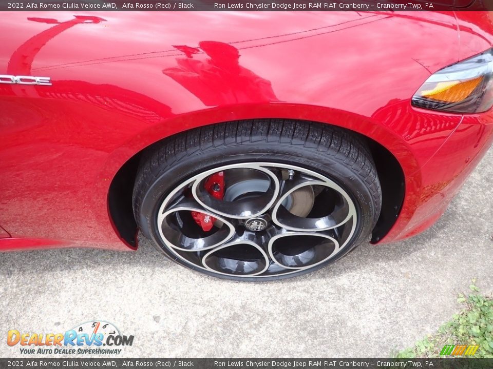 2022 Alfa Romeo Giulia Veloce AWD Wheel Photo #9