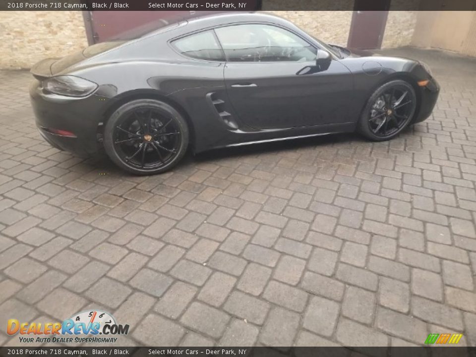 2018 Porsche 718 Cayman Black / Black Photo #3