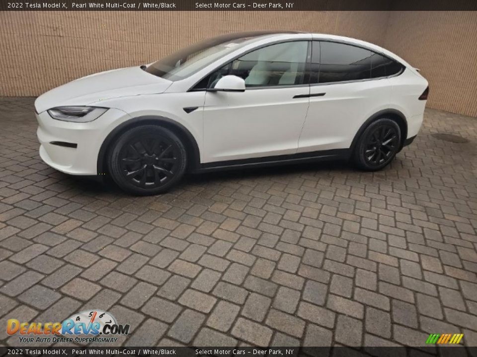 Front 3/4 View of 2022 Tesla Model X  Photo #1