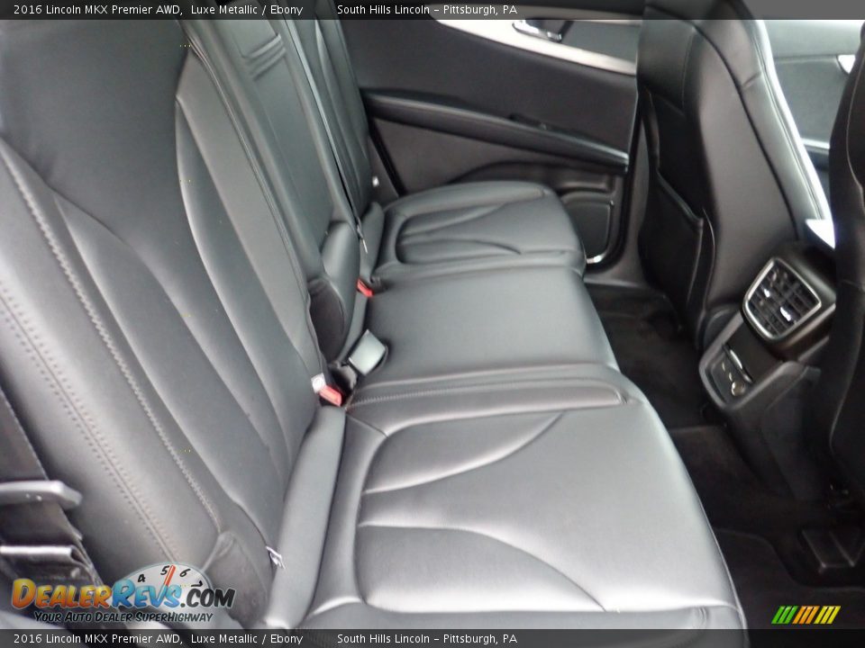 Rear Seat of 2016 Lincoln MKX Premier AWD Photo #15