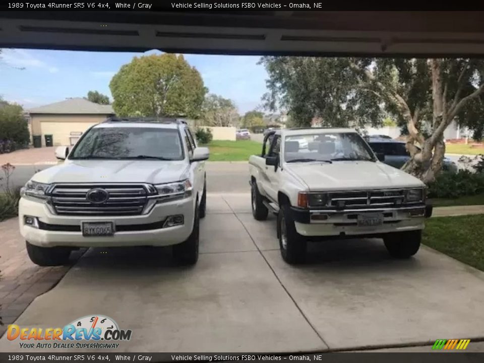 1989 Toyota 4Runner SR5 V6 4x4 White / Gray Photo #12