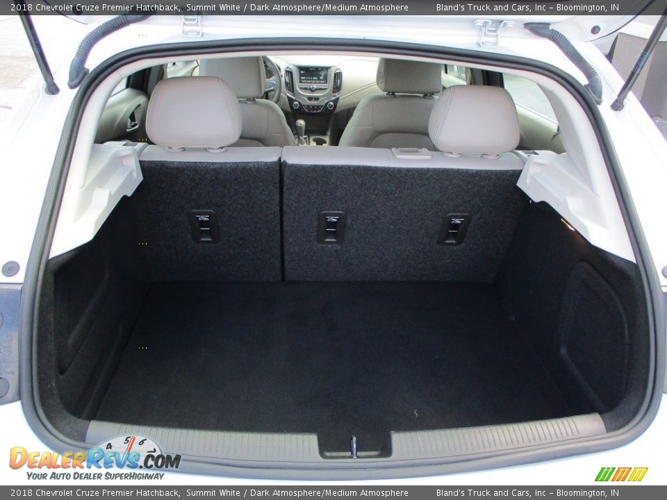 2018 Chevrolet Cruze Premier Hatchback Trunk Photo #25