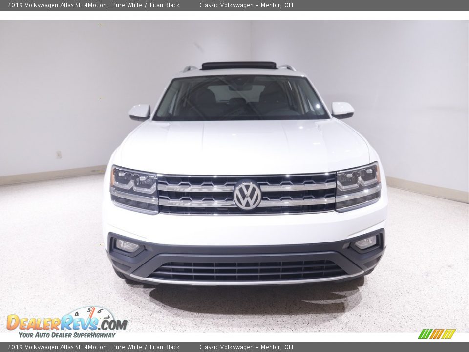 2019 Volkswagen Atlas SE 4Motion Pure White / Titan Black Photo #2