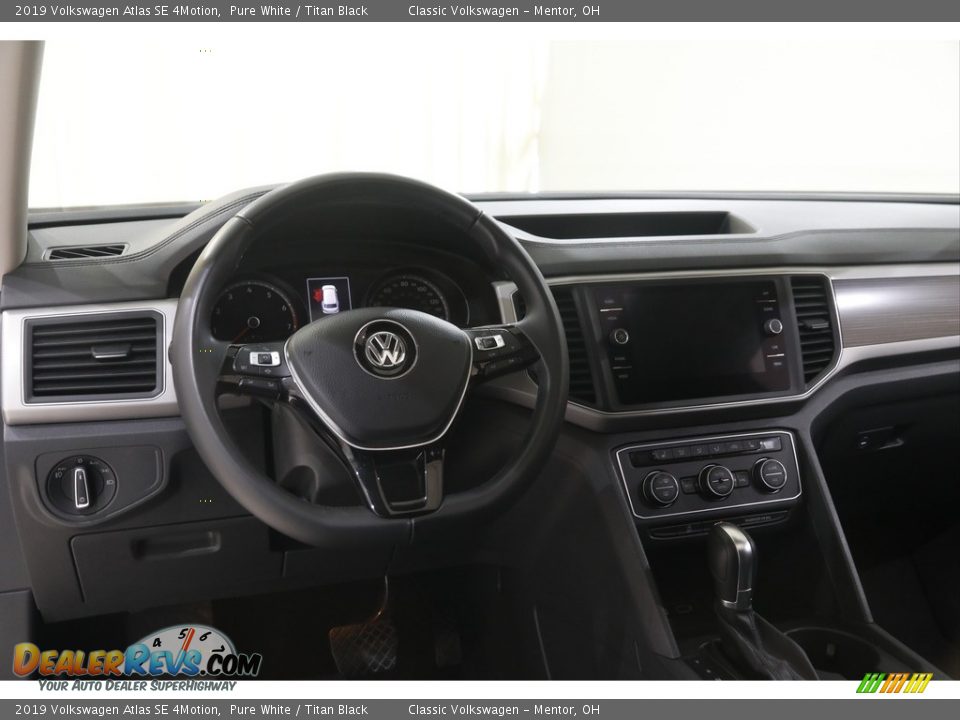 2019 Volkswagen Atlas SE 4Motion Pure White / Titan Black Photo #6