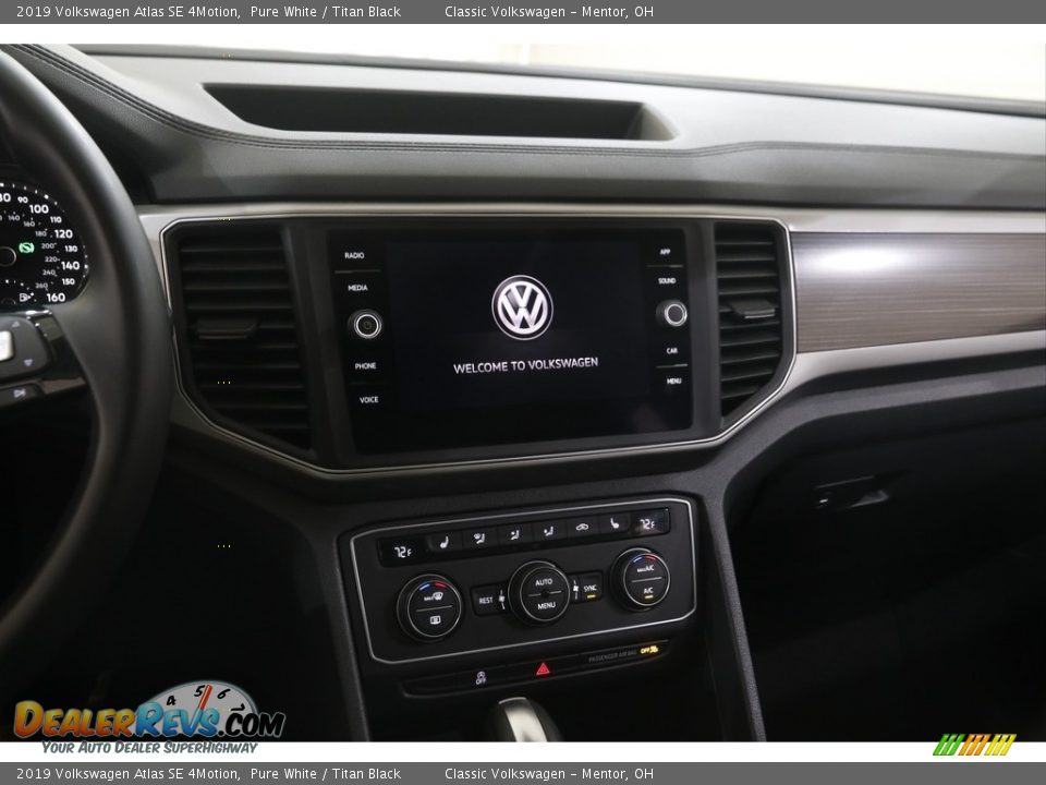 2019 Volkswagen Atlas SE 4Motion Pure White / Titan Black Photo #9