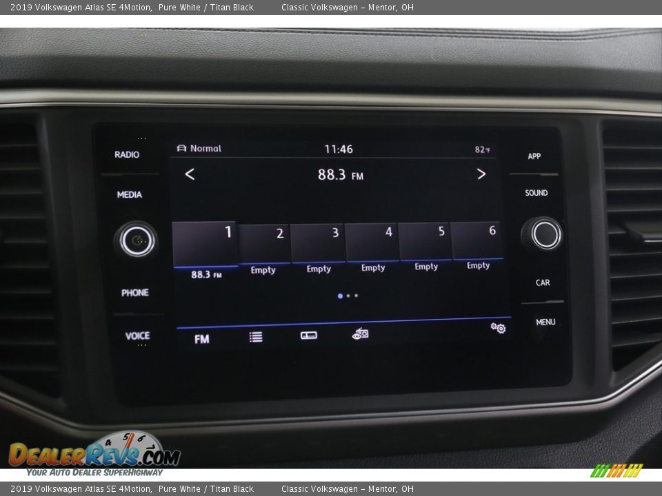 2019 Volkswagen Atlas SE 4Motion Pure White / Titan Black Photo #10