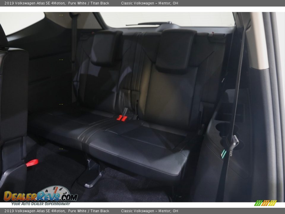 2019 Volkswagen Atlas SE 4Motion Pure White / Titan Black Photo #18