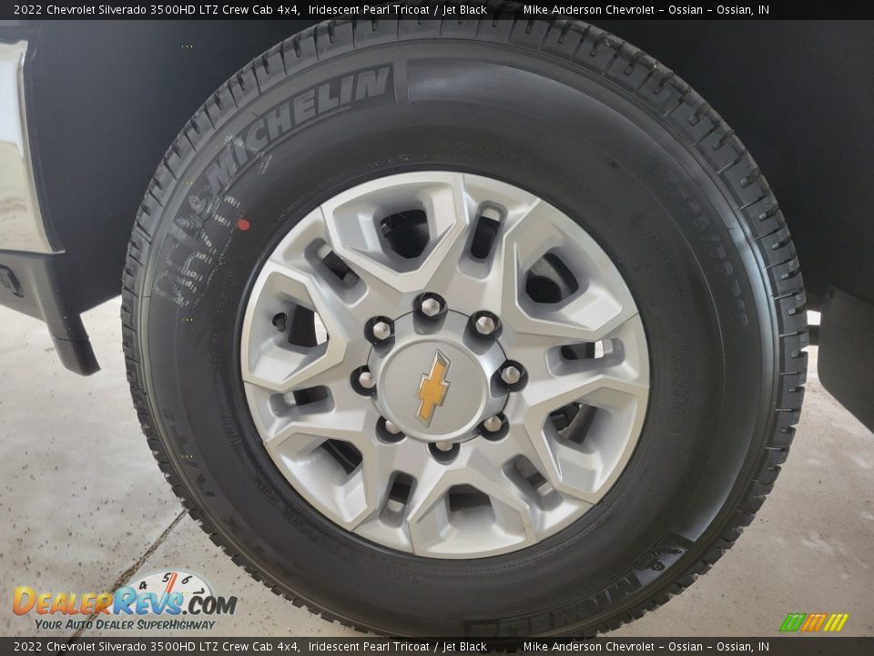 2022 Chevrolet Silverado 3500HD LTZ Crew Cab 4x4 Iridescent Pearl Tricoat / Jet Black Photo #14