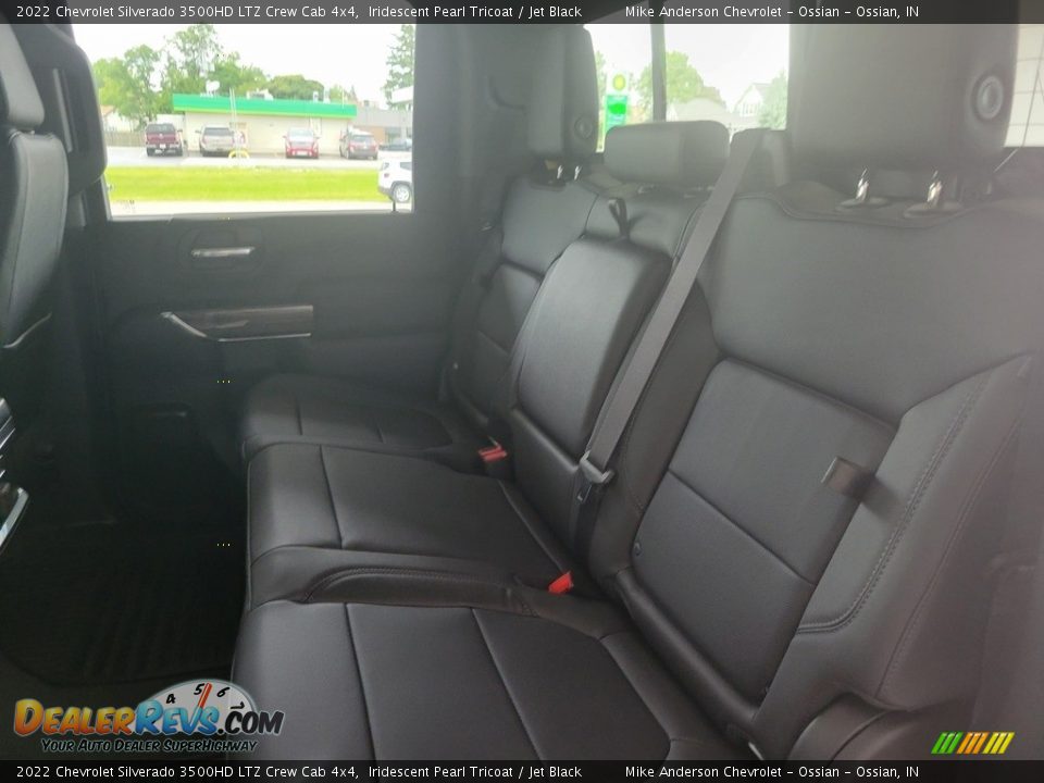 2022 Chevrolet Silverado 3500HD LTZ Crew Cab 4x4 Iridescent Pearl Tricoat / Jet Black Photo #16