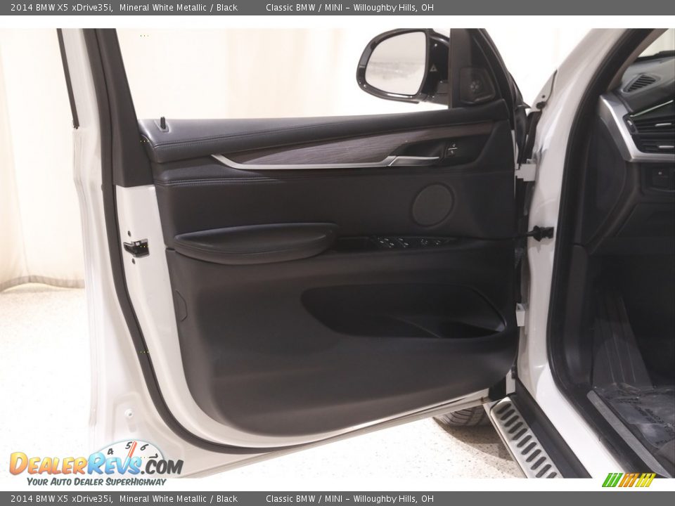 2014 BMW X5 xDrive35i Mineral White Metallic / Black Photo #4