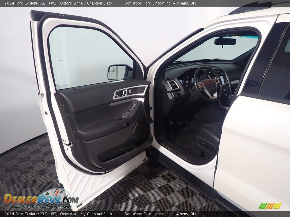 2014 Ford Explorer XLT 4WD Oxford White / Charcoal Black Photo #23