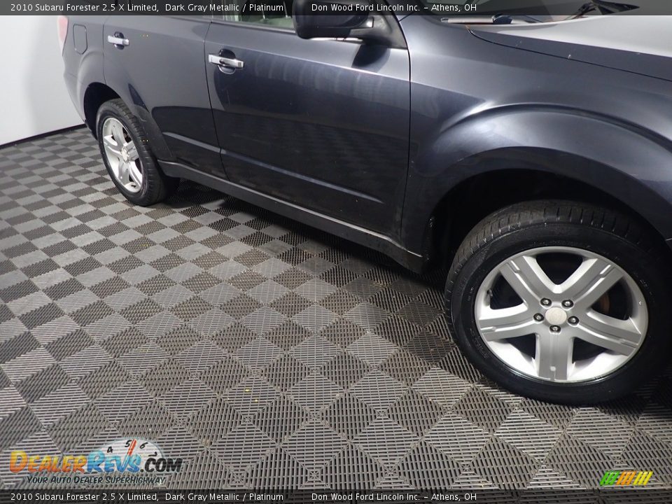 2010 Subaru Forester 2.5 X Limited Dark Gray Metallic / Platinum Photo #5