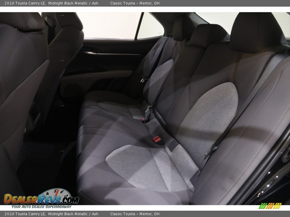 2019 Toyota Camry LE Midnight Black Metallic / Ash Photo #15