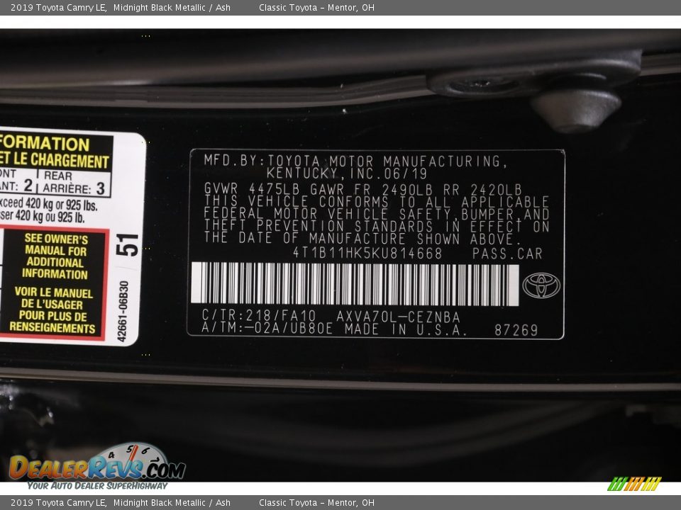 2019 Toyota Camry LE Midnight Black Metallic / Ash Photo #19