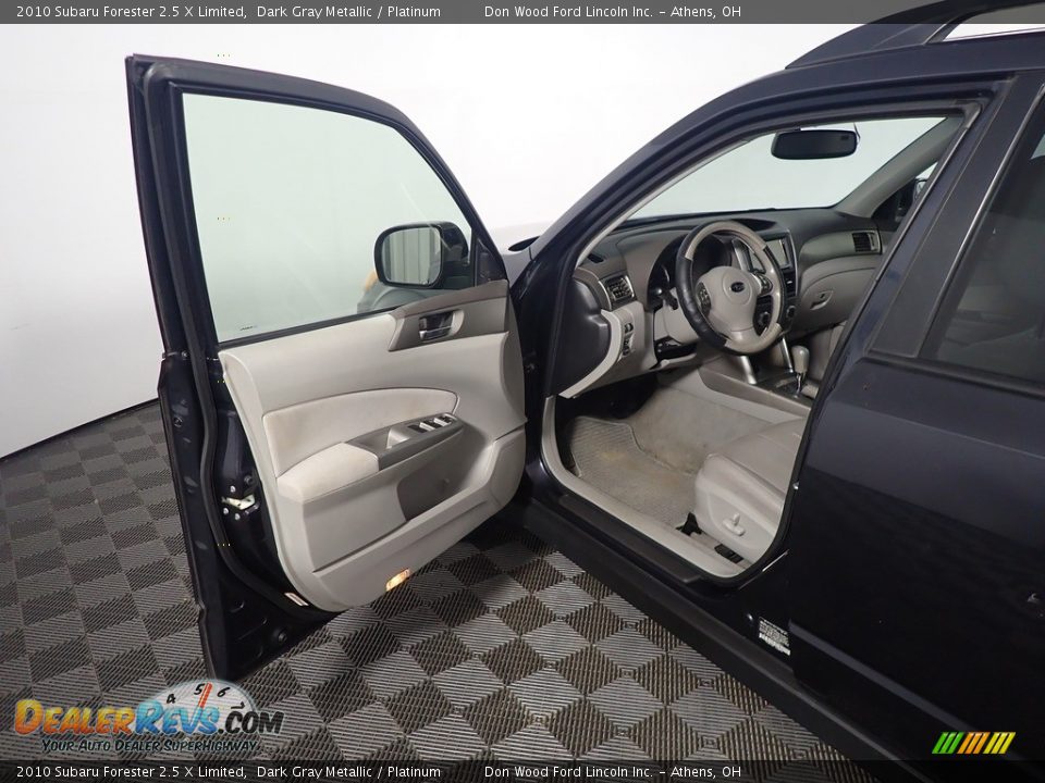 2010 Subaru Forester 2.5 X Limited Dark Gray Metallic / Platinum Photo #16
