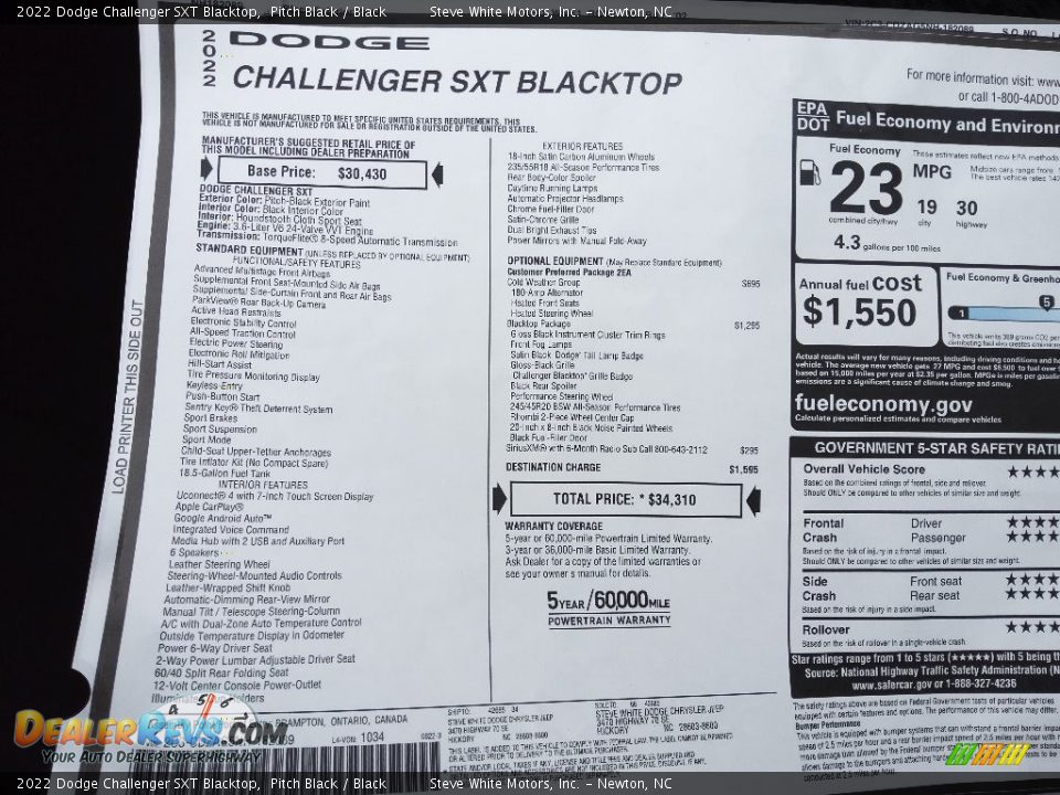 2022 Dodge Challenger SXT Blacktop Pitch Black / Black Photo #26