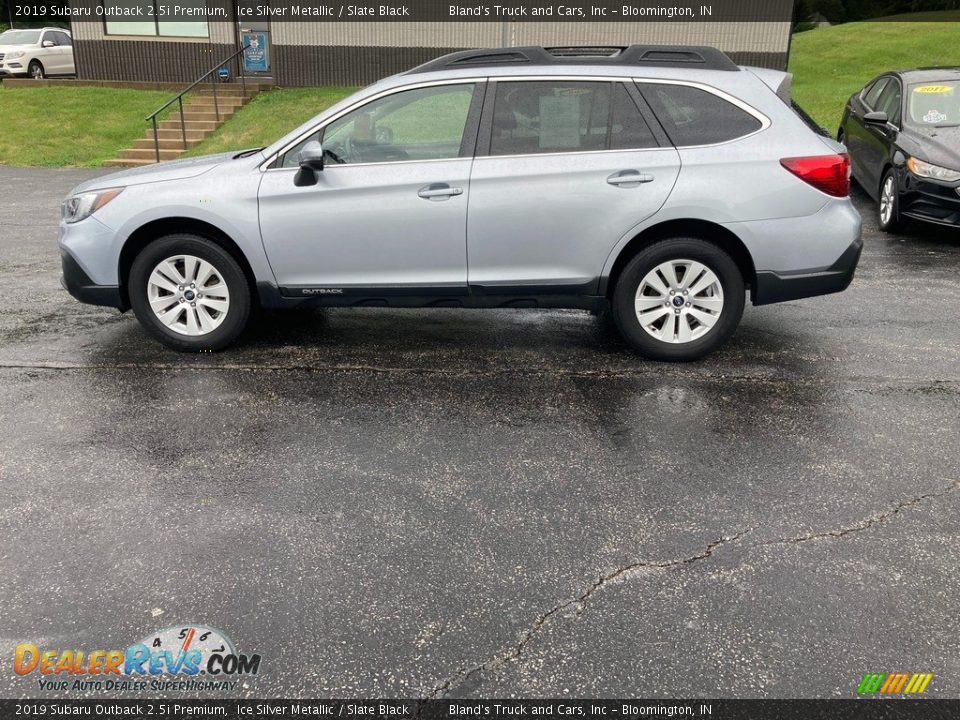 2019 Subaru Outback 2.5i Premium Ice Silver Metallic / Slate Black Photo #1