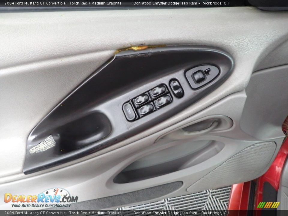 2004 Ford Mustang GT Convertible Torch Red / Medium Graphite Photo #10