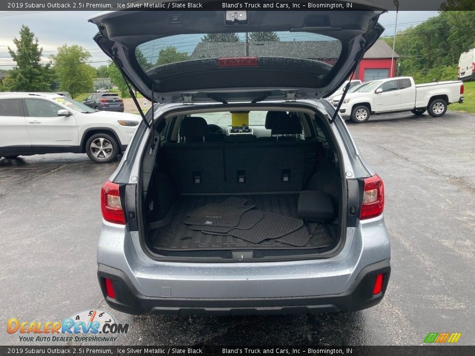 2019 Subaru Outback 2.5i Premium Ice Silver Metallic / Slate Black Photo #35