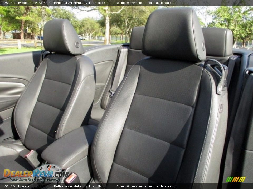 2012 Volkswagen Eos Komfort Reflex Silver Metallic / Titan Black Photo #28