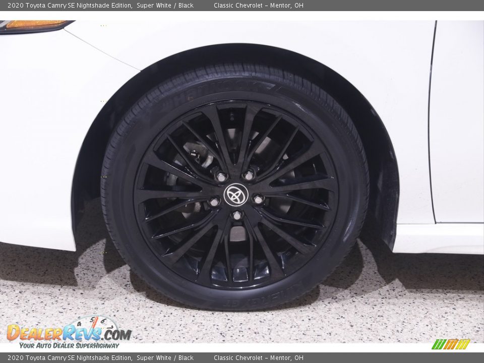 2020 Toyota Camry SE Nightshade Edition Super White / Black Photo #18