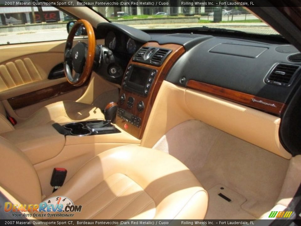 Dashboard of 2007 Maserati Quattroporte Sport GT Photo #12