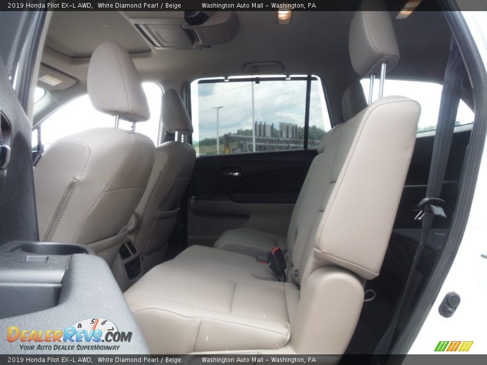 2019 Honda Pilot EX-L AWD White Diamond Pearl / Beige Photo #30