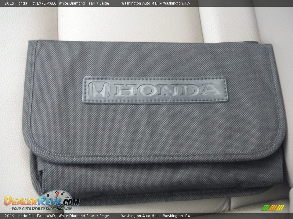 2019 Honda Pilot EX-L AWD White Diamond Pearl / Beige Photo #33