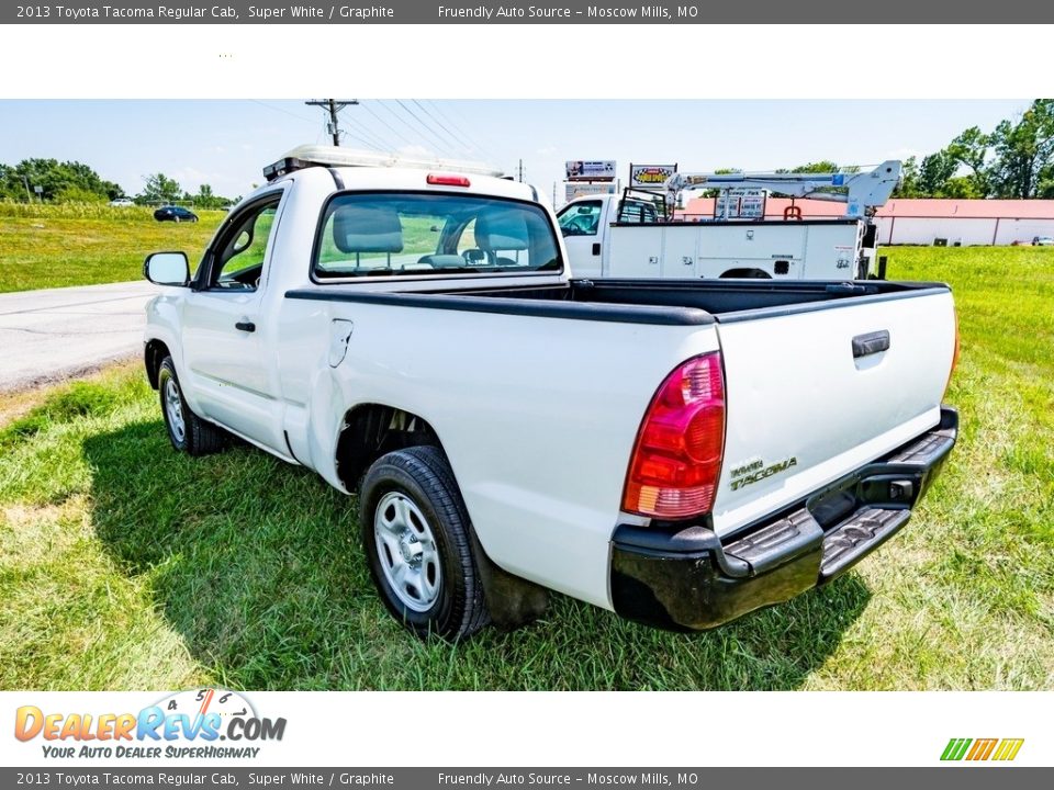 2013 Toyota Tacoma Regular Cab Super White / Graphite Photo #6