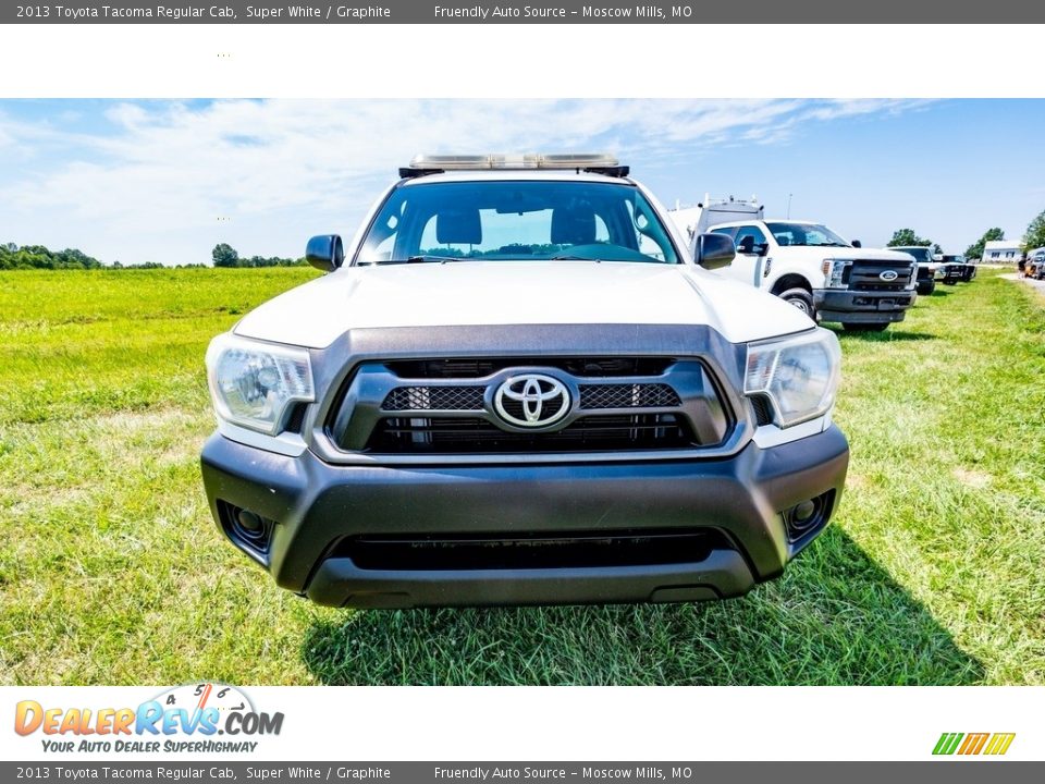 2013 Toyota Tacoma Regular Cab Super White / Graphite Photo #9