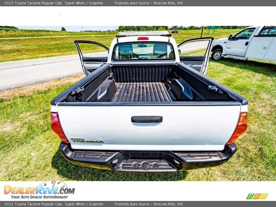 2013 Toyota Tacoma Regular Cab Super White / Graphite Photo #21