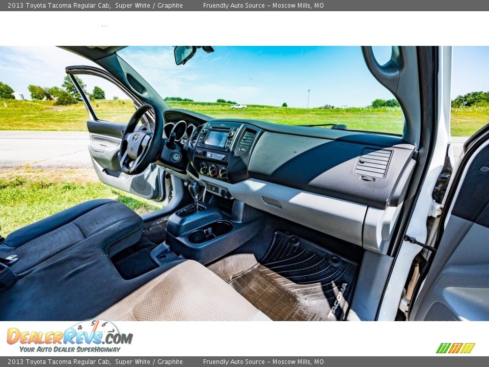 2013 Toyota Tacoma Regular Cab Super White / Graphite Photo #22