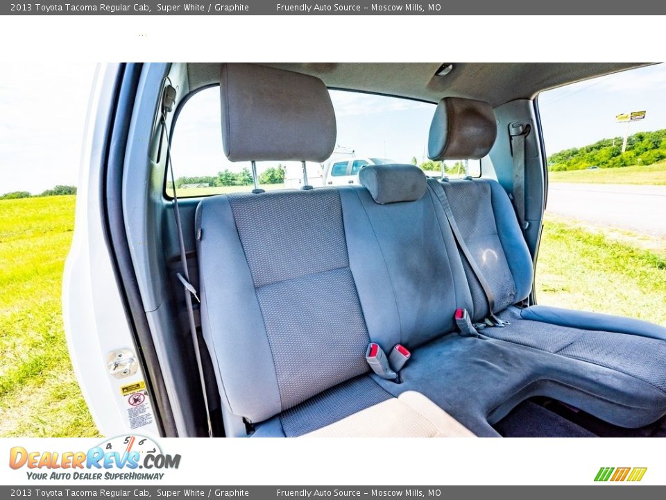 2013 Toyota Tacoma Regular Cab Super White / Graphite Photo #24