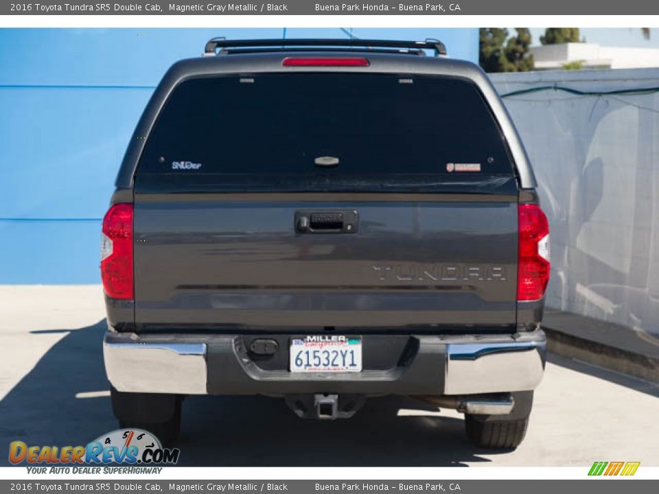 2016 Toyota Tundra SR5 Double Cab Magnetic Gray Metallic / Black Photo #9