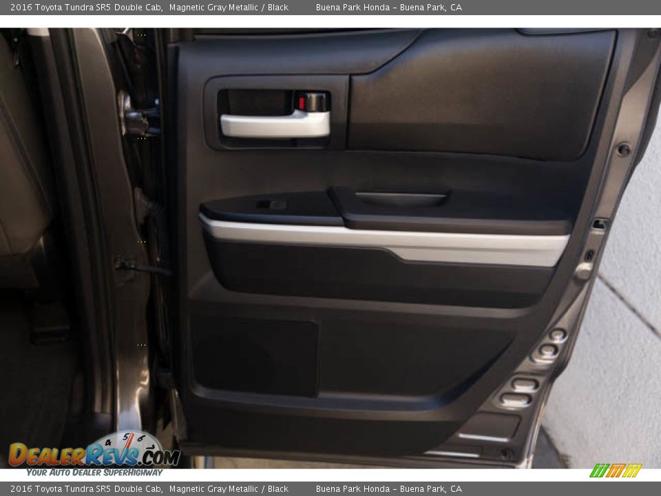 Door Panel of 2016 Toyota Tundra SR5 Double Cab Photo #30