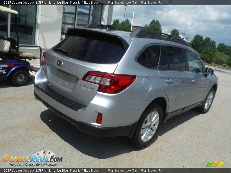 2017 Subaru Outback 2.5i Premium Ice Silver Metallic / Slate Black Photo #10