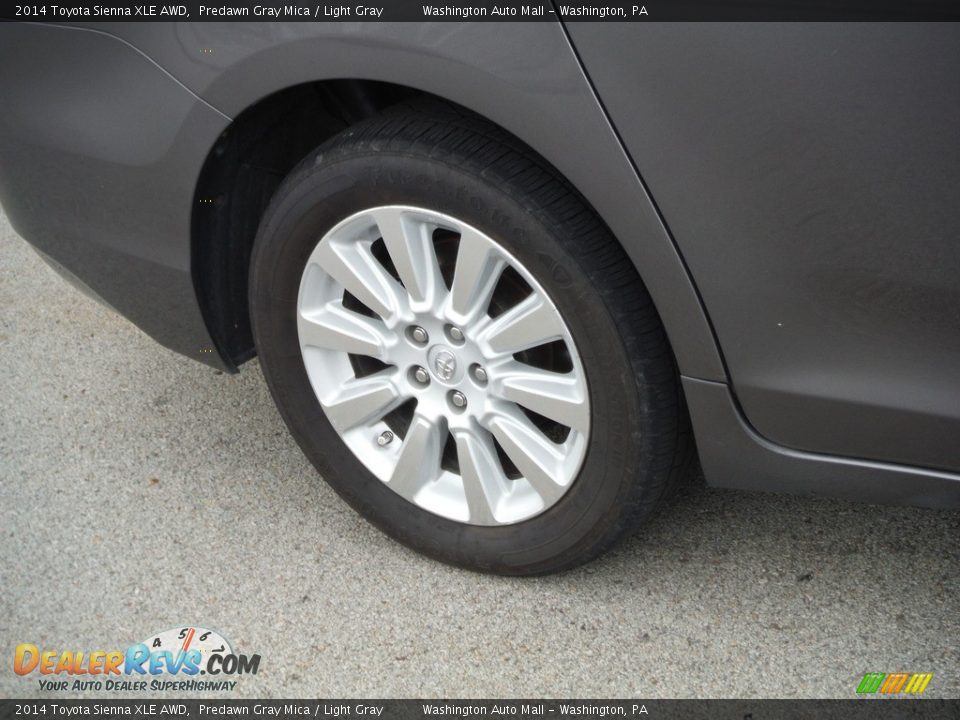 2014 Toyota Sienna XLE AWD Predawn Gray Mica / Light Gray Photo #5