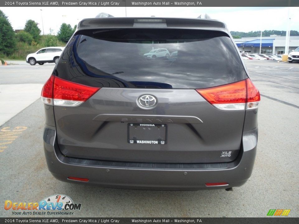 2014 Toyota Sienna XLE AWD Predawn Gray Mica / Light Gray Photo #10