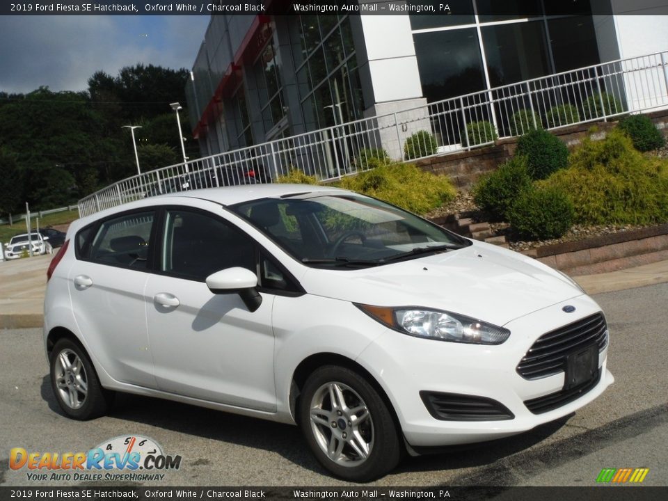 2019 Ford Fiesta SE Hatchback Oxford White / Charcoal Black Photo #1