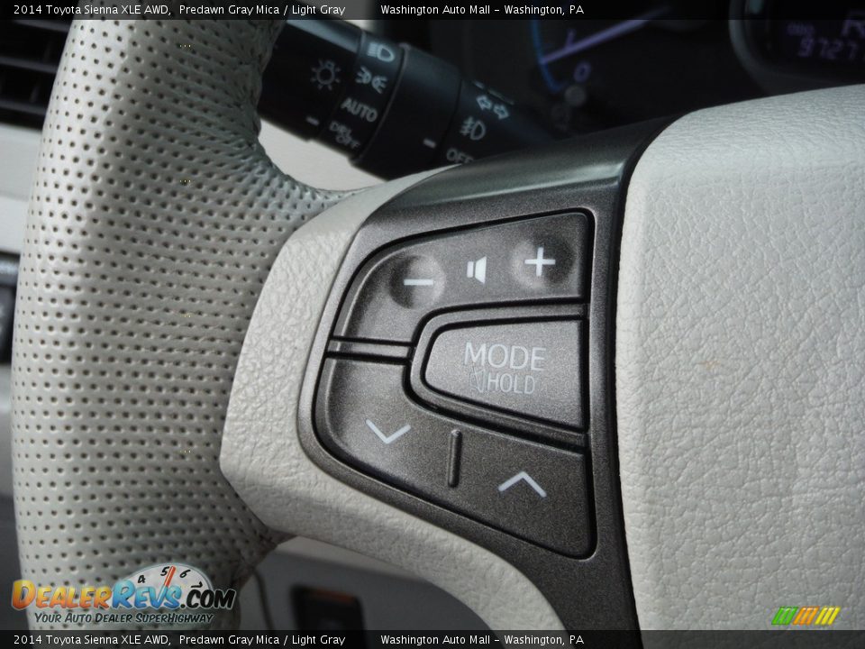 2014 Toyota Sienna XLE AWD Predawn Gray Mica / Light Gray Photo #22