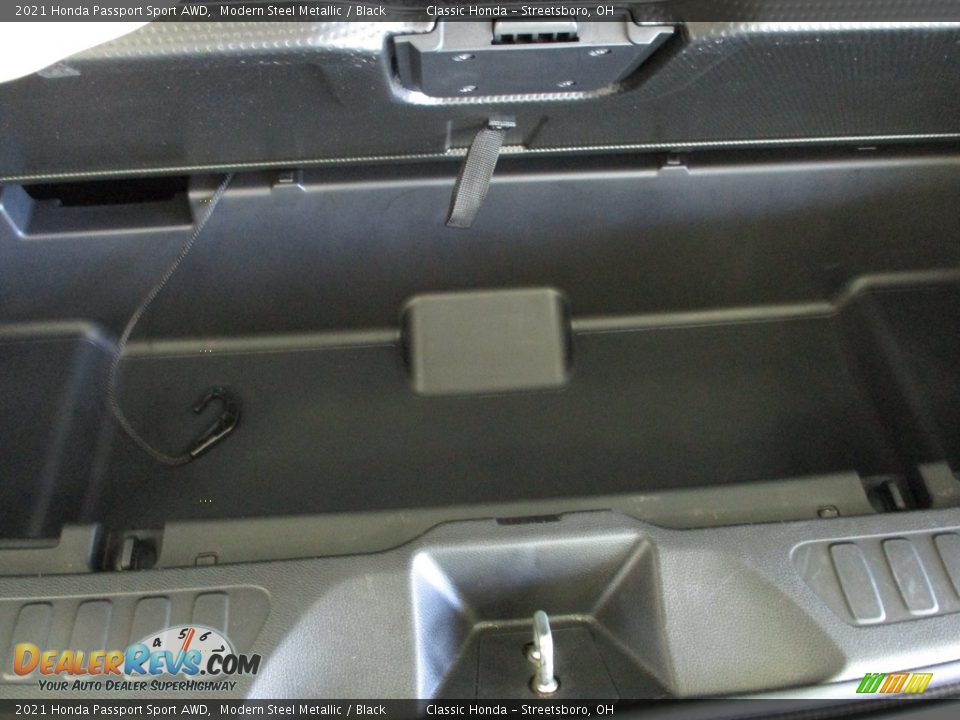 2021 Honda Passport Sport AWD Modern Steel Metallic / Black Photo #21