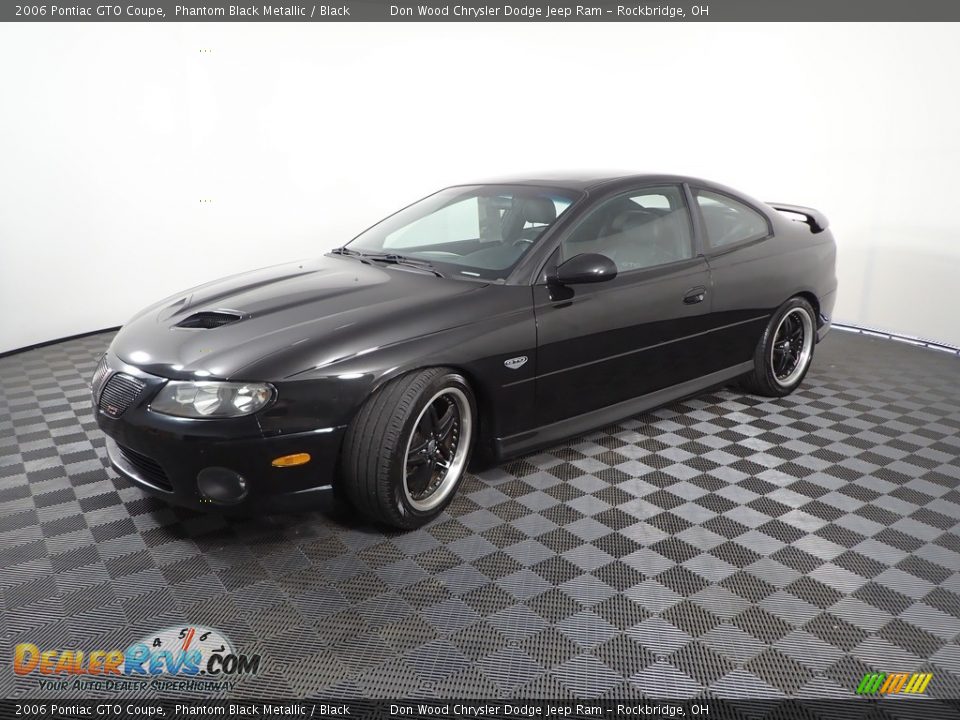 2006 Pontiac GTO Coupe Phantom Black Metallic / Black Photo #4