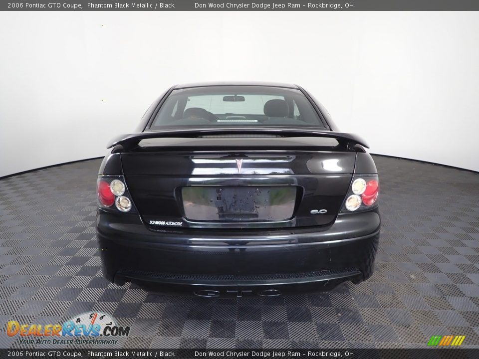 2006 Pontiac GTO Coupe Phantom Black Metallic / Black Photo #6