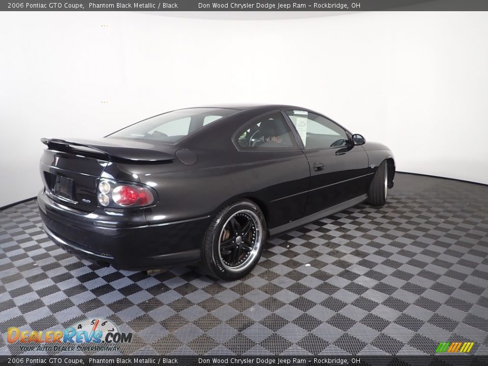 2006 Pontiac GTO Coupe Phantom Black Metallic / Black Photo #7