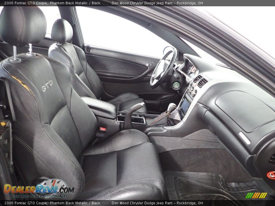 2006 Pontiac GTO Coupe Phantom Black Metallic / Black Photo #22