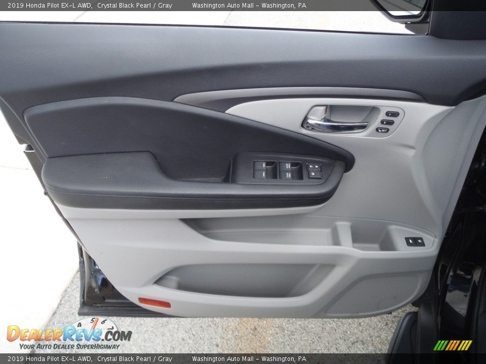 2019 Honda Pilot EX-L AWD Crystal Black Pearl / Gray Photo #17