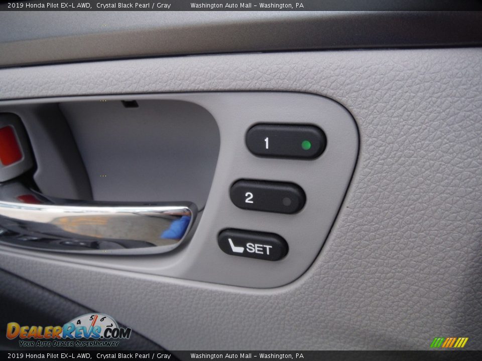2019 Honda Pilot EX-L AWD Crystal Black Pearl / Gray Photo #18