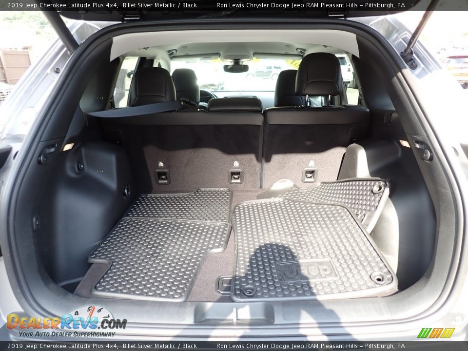 2019 Jeep Cherokee Latitude Plus 4x4 Billet Silver Metallic / Black Photo #5