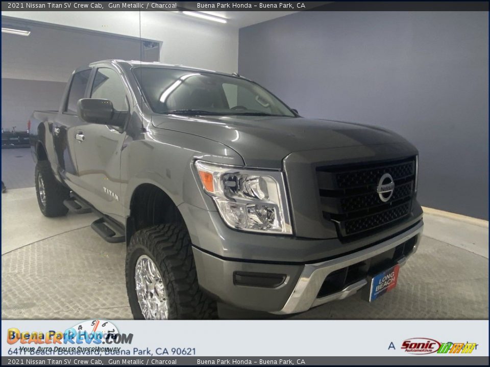 2021 Nissan Titan SV Crew Cab Gun Metallic / Charcoal Photo #1